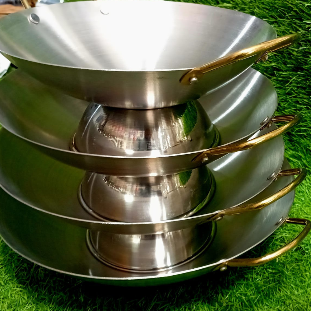 Chinese Karahi featuring Golden Handles