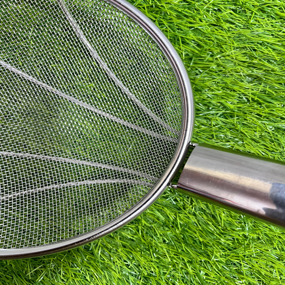 Stainless Steel Strainer Frying Jali with Wooden Handle