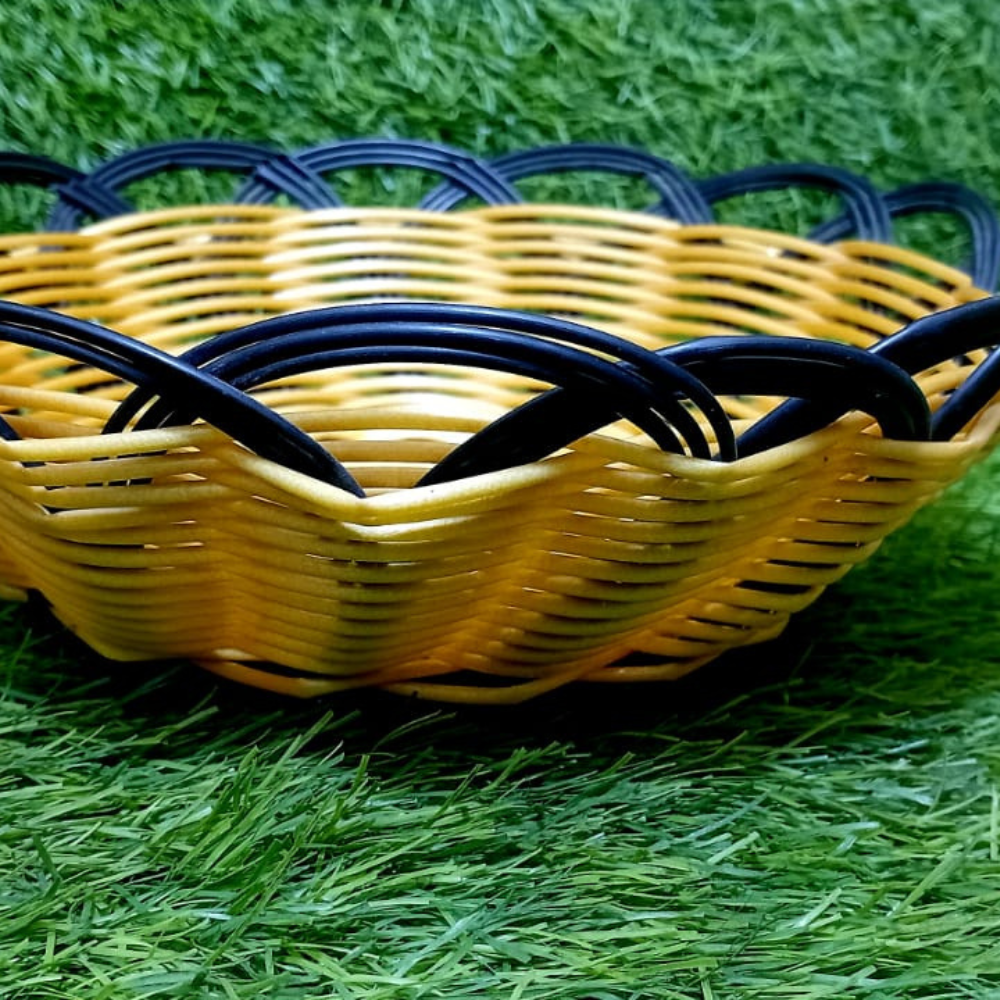 Bread basket with a breathable woven design and a removable liner.