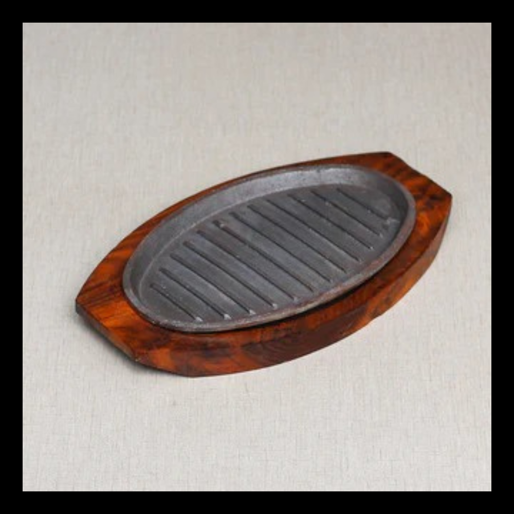 Grill Oval Sizzling Dish with Wooden Base – Perfect for Hot & Grilled Delights